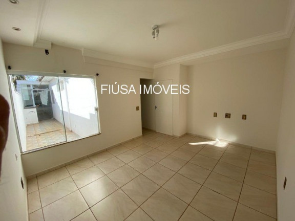 Imagem Casa com 4 Quartos à Venda, em Jardim Anhangüera - Ribeirão Preto Imagem Casa com 4 Quartos à Venda, em Jardim Anhangüera - Ribeirão Preto