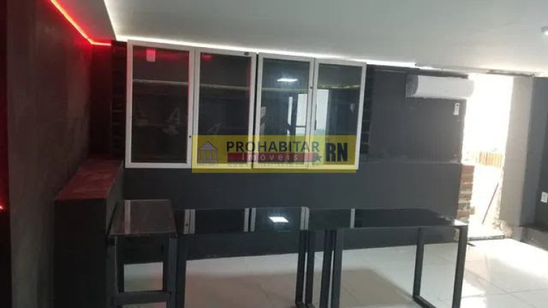 Imagem Casa com 4 Quartos à Venda,  em Candelária - Natal