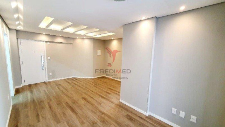 Imagem Apartamento com 3 Quartos à Venda, 121 m² em Centro - Balneário Camboriú Imagem Apartamento com 3 Quartos à Venda, 121 m² em Centro - Balneário Camboriú