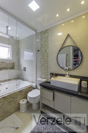Imagem Casa com 4 Quartos à Venda, 437 m² em Santa Regina - Camboriú