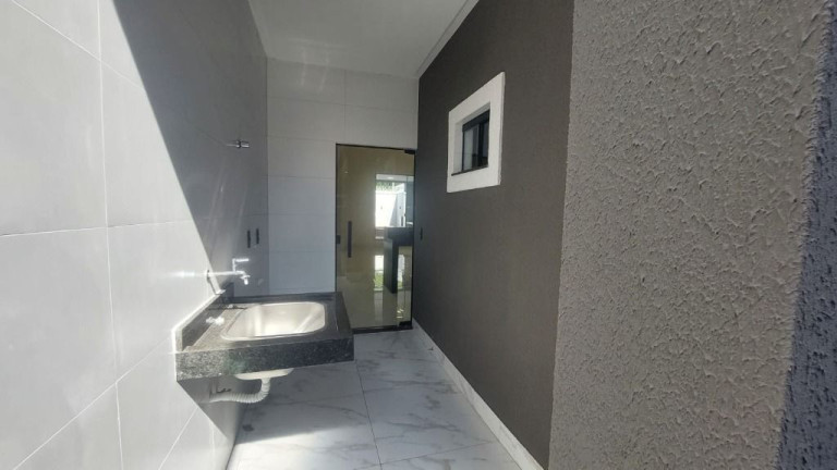 Imagem Casa com 3 Quartos à Venda, 170 m² em Setor Faiçalville - Goiânia Imagem Casa com 3 Quartos à Venda, 170 m² em Setor Faiçalville - Goiânia