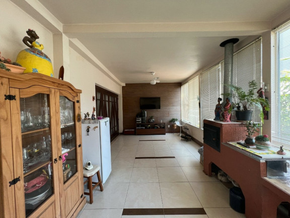 Imagem Casa com 3 Quartos à Venda, em Estância Velha - Canoas Imagem Casa com 3 Quartos à Venda, em Estância Velha - Canoas