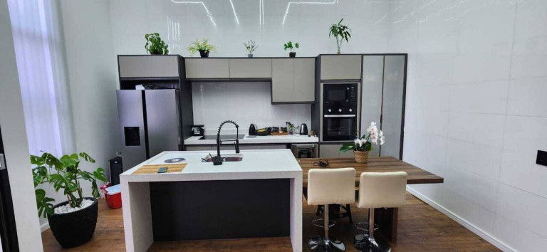Imagem Casa com 3 Quartos à Venda, 155 m² em Horto Florestal - Sorocaba Imagem Casa com 3 Quartos à Venda, 155 m² em Horto Florestal - Sorocaba