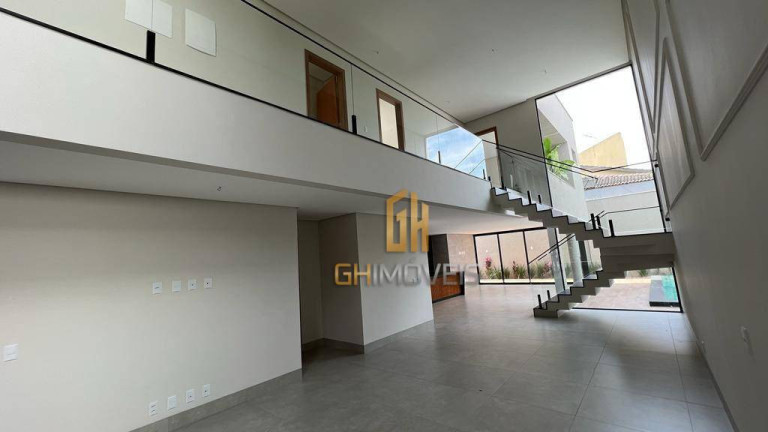 Imagem Sobrado com 4 Quartos à Venda, 290 m² em Jardins Madri - Goiânia Imagem Sobrado com 4 Quartos à Venda, 290 m² em Jardins Madri - Goiânia