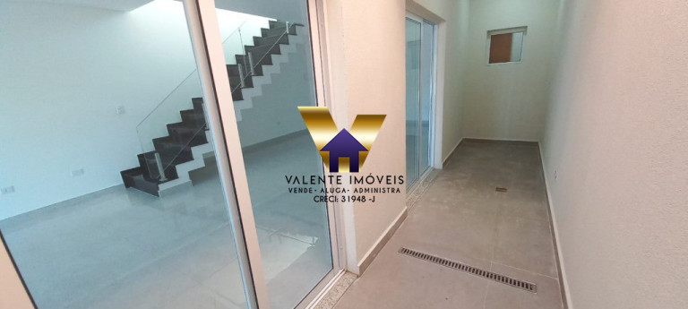 Imagem Casa com 3 Quartos para Alugar, em Laranjeiras - Caieiras Imagem Casa com 3 Quartos para Alugar, em Laranjeiras - Caieiras