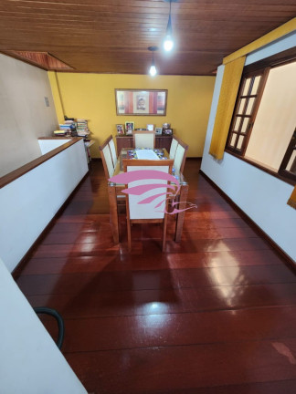 Imagem Casa com 3 Quartos à Venda, 246 m² em Xaxim - Curitiba Imagem Casa com 3 Quartos à Venda, 246 m² em Xaxim - Curitiba