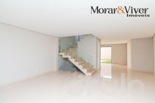 Imagem Casa com 3 Quartos à Venda, 167 m² em Pinheirinho - Curitiba Imagem Casa com 3 Quartos à Venda, 167 m² em Pinheirinho - Curitiba