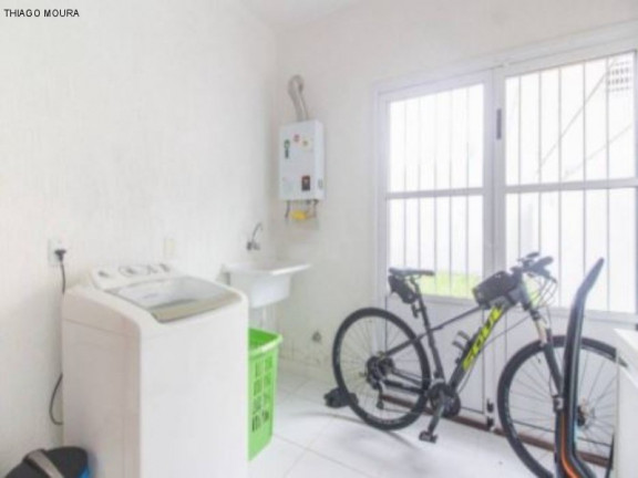 Imagem Sobrado com 3 Quartos à Venda, 147 m² em Jardim Itu - Porto Alegre Imagem Sobrado com 3 Quartos à Venda, 147 m² em Jardim Itu - Porto Alegre