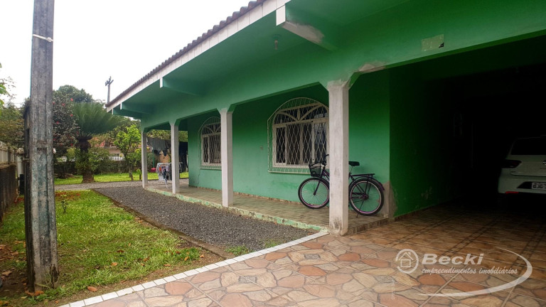 Imagem Casa com 3 Quartos à Venda, 195 m² em Aventureiro - Joinville Imagem Casa com 3 Quartos à Venda, 195 m² em Aventureiro - Joinville