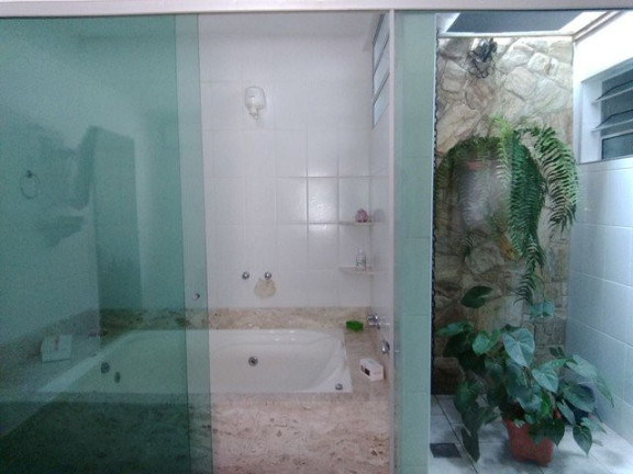 Imagem Casa com 3 Quartos à Venda, 240 m² em Guaratinguetá Imagem Casa com 3 Quartos à Venda, 240 m² em Guaratinguetá
