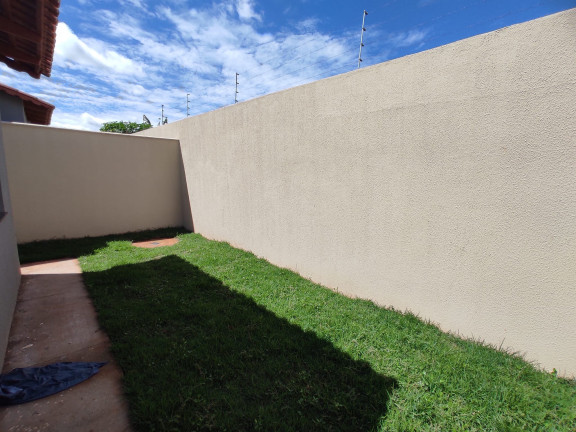 Imagem Imóvel com 
            	3             Quartos à Venda, 74 m² em 
            	Chacara Sao Pedro             - 
            	Aparecida De Goiania            