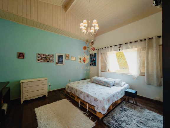 Imagem Casa com 6 Quartos à Venda, em Itatiba Imagem Casa com 6 Quartos à Venda, em Itatiba