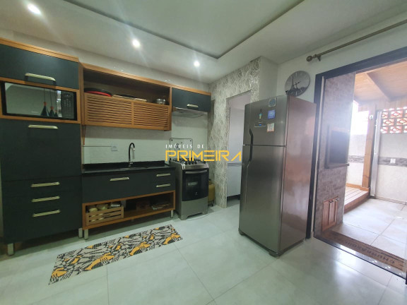 Imagem Sobrado com 2 Quartos à Venda, 107 m² em Balneário Piçarras - Piçarras
