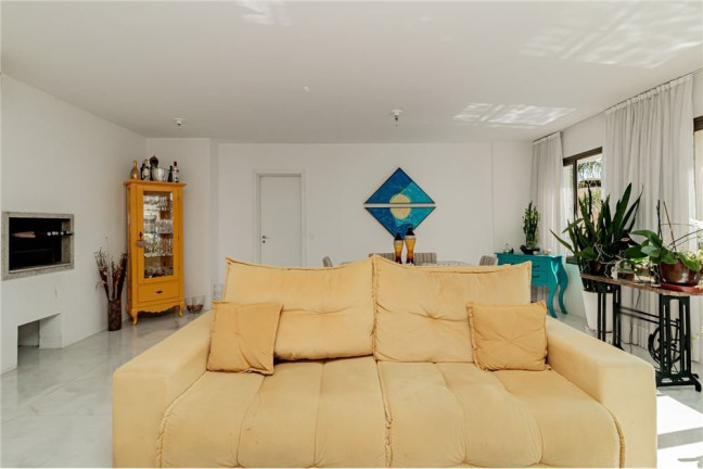Imagem Apartamento com 3 Quartos à Venda, 123 m² em Petrópolis - Porto Alegre