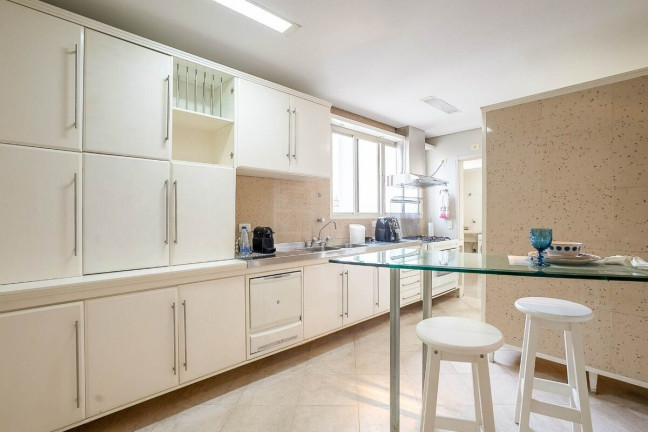Imagem Apartamento com 3 Quartos à Venda, 287 m² em Moema - São Paulo