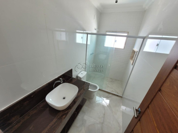 Imagem Casa com 4 Quartos à Venda, em Lagoa - Macaé Imagem Casa com 4 Quartos à Venda, em Lagoa - Macaé