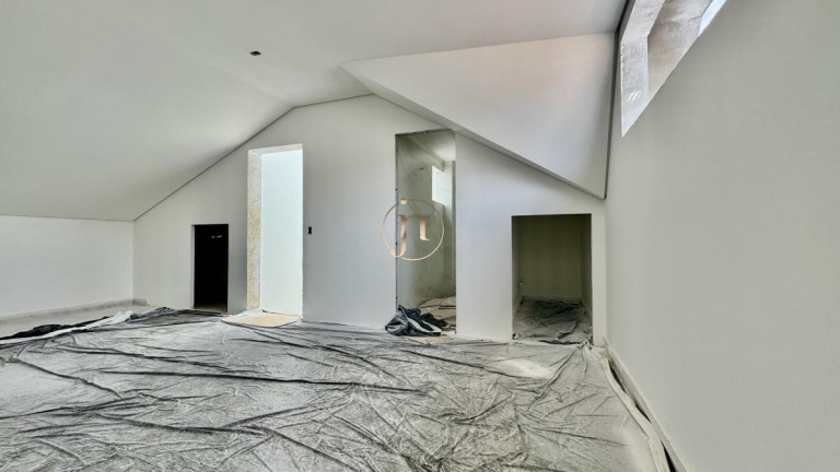 Imagem Casa de Condomínio com 2 Quartos à Venda, em Sítio Cercado - Curitiba Imagem Casa de Condomínio com 2 Quartos à Venda, em Sítio Cercado - Curitiba