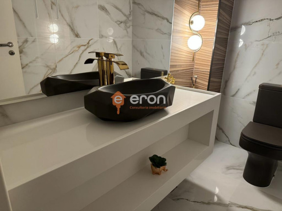 Imagem Apartamento com 3 Quartos à Venda, 174 m²