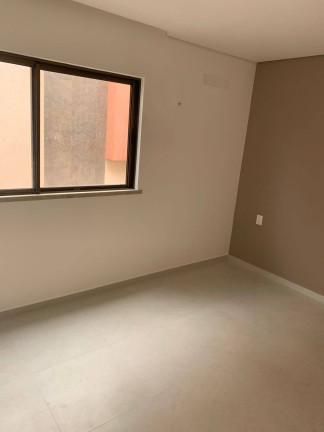 Imagem Casa com 5 Quartos à Venda, em Cidade Alpha - Eusébio Imagem Casa com 5 Quartos à Venda, em Cidade Alpha - Eusébio