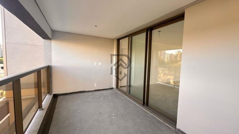 Imagem Apartamento com 3 Quartos à Venda, 230 m² em Moema - São Paulo Imagem Apartamento com 3 Quartos à Venda, 230 m² em Moema - São Paulo