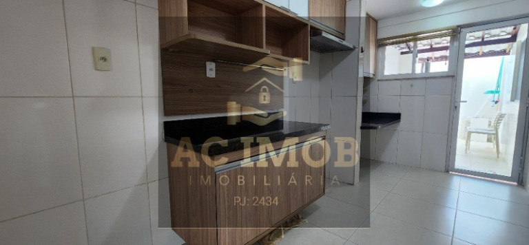 Imagem Imóvel com 3 Quartos à Venda, 112 m² em Centro - Lauro De Freitas