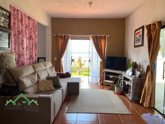 Imagem Casa com 3 Quartos à Venda, 130 m² em Pinheiros - Balneário Barra Do Sul Imagem Casa com 3 Quartos à Venda, 130 m² em Pinheiros - Balneário Barra Do Sul