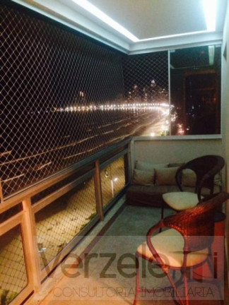 Imagem Apartamento com 3 Quartos à Venda, 140 m² em Centro - Balneário Camboriú