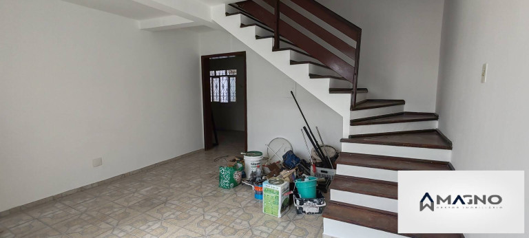 Imagem Sobrado com 4 Quartos à Venda, 115 m² em São Cristovão - Cascavel