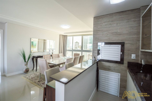 Imagem Apartamento com 4 Quartos à Venda, 143 m² em Barra Sul - Balneário Camboriú Imagem Apartamento com 4 Quartos à Venda, 143 m² em Barra Sul - Balneário Camboriú
