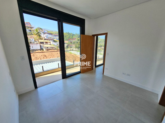 Imagem Sobrado com 5 Quartos à Venda, 312 m² em Itaguassú - Ilhabela