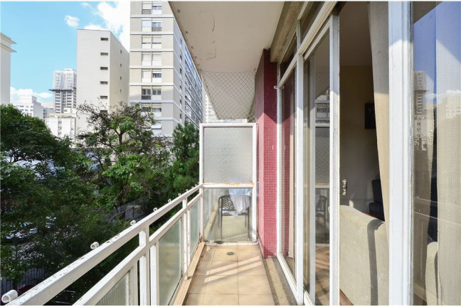 Imagem Imóvel com 3 Quartos à Venda, em Pinheiros - São Paulo Imagem Imóvel com 3 Quartos à Venda, em Pinheiros - São Paulo