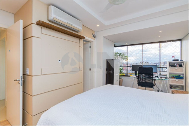 Imagem Apartamento com 3 Quartos à Venda, 126 m² em Menino Deus - Porto Alegre Imagem Apartamento com 3 Quartos à Venda, 126 m² em Menino Deus - Porto Alegre
