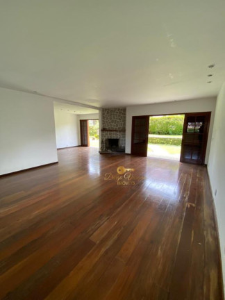 Imagem Casa com 5 Quartos à Venda, 212 m² em Alto - Teresópolis Imagem Casa com 5 Quartos à Venda, 212 m² em Alto - Teresópolis