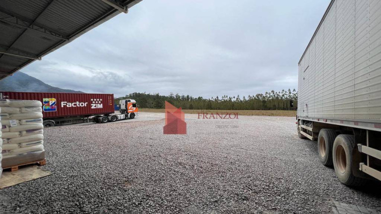 Imagem Galpão para Alugar, 2.750 m² em Limoeiro - Itajaí Imagem Galpão para Alugar, 2.750 m² em Limoeiro - Itajaí