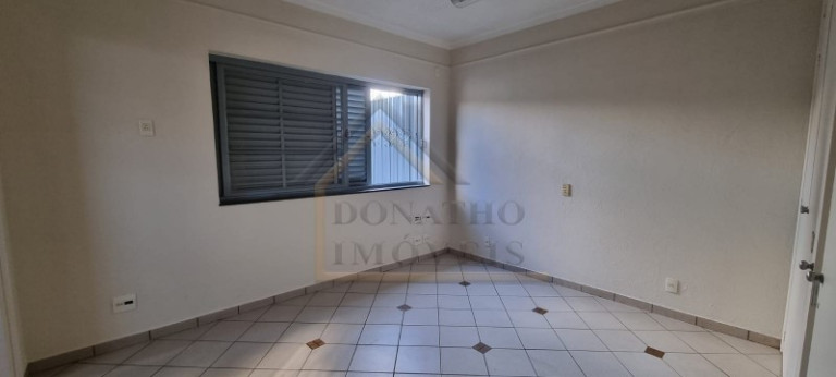 Imagem Casa com 3 Quartos à Venda, 156 m² em Campos Eliseos - Ribeirão Preto Imagem Casa com 3 Quartos à Venda, 156 m² em Campos Eliseos - Ribeirão Preto