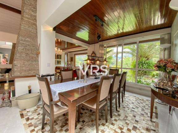 Imagem Casa com 4 Quartos à Venda, 250 m² em Golfe - Teresópolis Imagem Casa com 4 Quartos à Venda, 250 m² em Golfe - Teresópolis