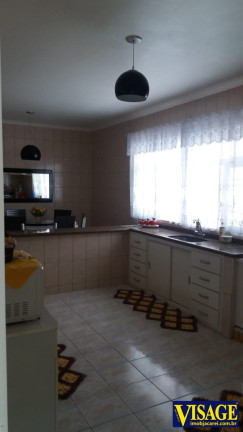 Imagem Casa com 2 Quartos à Venda, 250 m² em Vila Garcia - Jacareí Imagem Casa com 2 Quartos à Venda, 250 m² em Vila Garcia - Jacareí