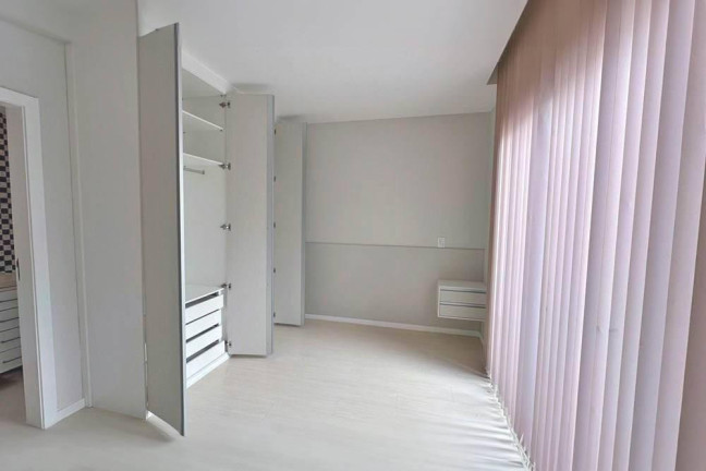 Imagem Casa de Condomínio com 6 Quartos para Alugar, 550 m² em Barra Da Tijuca - Rio De Janeiro Imagem Casa de Condomínio com 6 Quartos para Alugar, 550 m² em Barra Da Tijuca - Rio De Janeiro