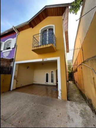Imagem Casa com 3 Quartos à Venda, 184 m² em Centro - Taubaté Imagem Casa com 3 Quartos à Venda, 184 m² em Centro - Taubaté