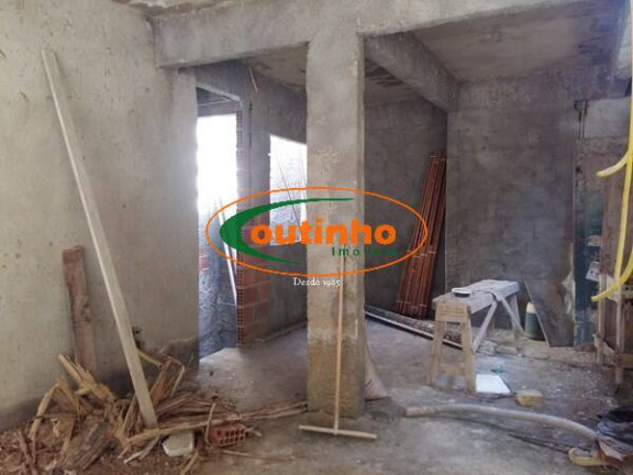 Imagem Casa com 3 Quartos à Venda, 180 m² em Tijuca - Rio De Janeiro Imagem Casa com 3 Quartos à Venda, 180 m² em Tijuca - Rio De Janeiro