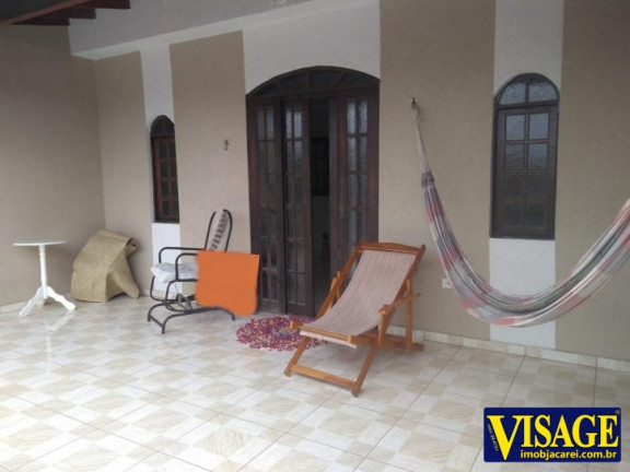 Imagem Sobrado com 3 Quartos à Venda,  em Jardim Varan - Suzano