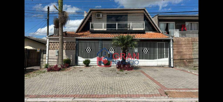 Imagem Casa com 3 Quartos à Venda, 186 m² em Alto Boqueirão - Curitiba Imagem Casa com 3 Quartos à Venda, 186 m² em Alto Boqueirão - Curitiba