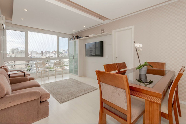 Apartamento com 2 Quartos à Venda, 70 m² em Jardim Botânico - Porto Alegre