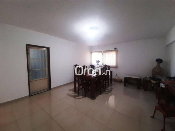 Imagem Sobrado com 3 Quartos à Venda, 270 m² em Jardim América - Goiânia Imagem Sobrado com 3 Quartos à Venda, 270 m² em Jardim América - Goiânia