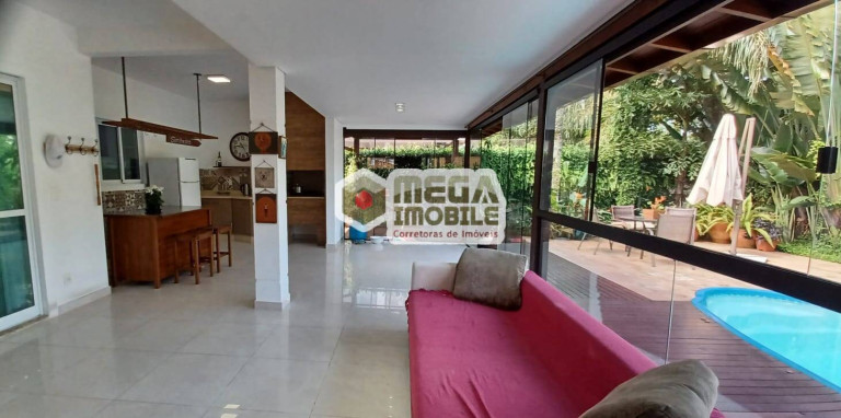 Imagem Casa com 3 Quartos à Venda, 248 m² em Jurerê Internacional - Florianópolis Imagem Casa com 3 Quartos à Venda, 248 m² em Jurerê Internacional - Florianópolis