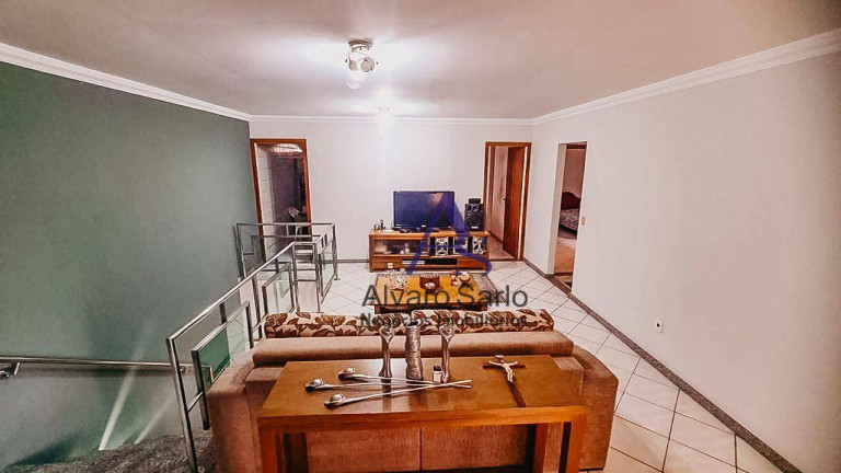 Imagem Casa com 6 Quartos à Venda, 322 m² em Jardim Limoeiro - Serra Imagem Casa com 6 Quartos à Venda, 322 m² em Jardim Limoeiro - Serra