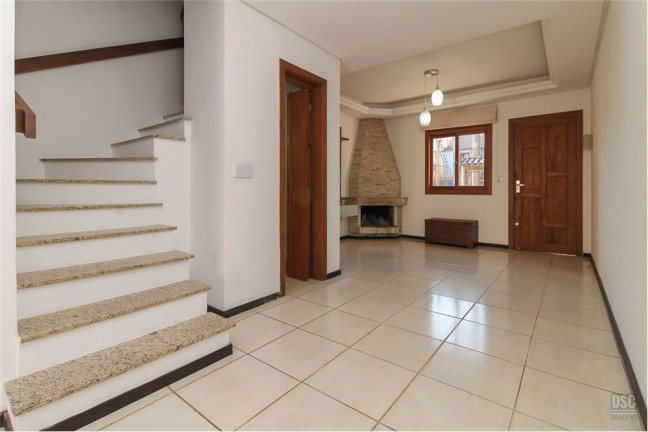 Imagem Casa com 2 Quartos à Venda, em Guarujá - Porto Alegre Imagem Casa com 2 Quartos à Venda, em Guarujá - Porto Alegre