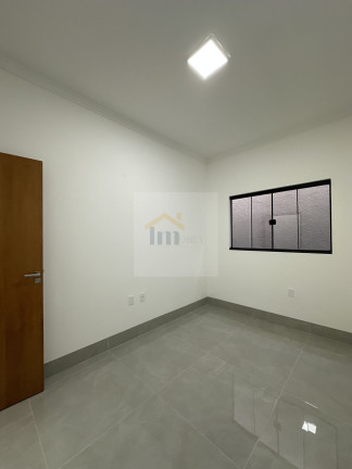 Imagem Casa com 3 Quartos à Venda, 128 m² em Jardim Mont Serrat - Aparecida De Goiânia
