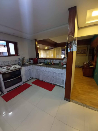 Imagem Casa com 5 Quartos à Venda, em Conego - Nova Friburgo Imagem Casa com 5 Quartos à Venda, em Conego - Nova Friburgo