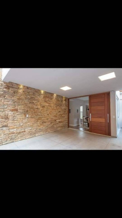 Imagem Casa com 3 Quartos à Venda, em Parque São Clemente - Nova Friburgo Imagem Casa com 3 Quartos à Venda, em Parque São Clemente - Nova Friburgo